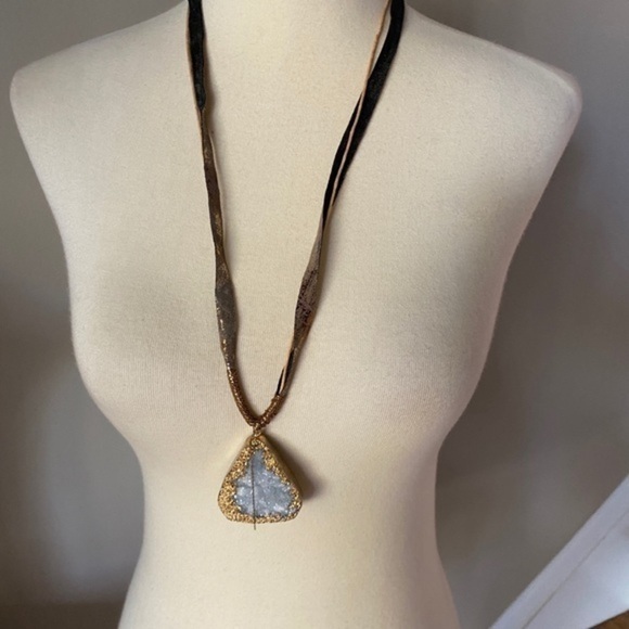 Anthropologie Serefina Druzy Pendant Necklace - Picture 2 of 6